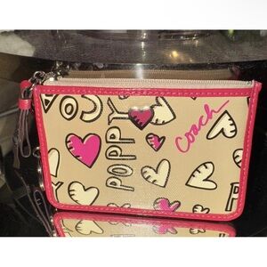 🔥SOLD🔥COACH POPPY ZIPPY HEART CARD HOLDER PINK BLACK BEIGE GOLD